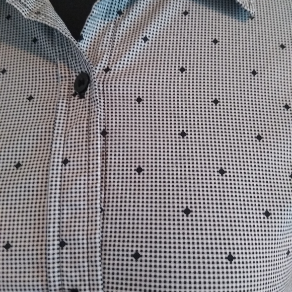 Liz Claiborne career wear L top short sleeve - Picture 4 of 5